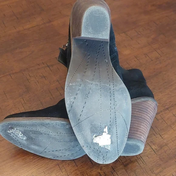 Dolce Vita Black Suede Booties - Picture 5 of 9